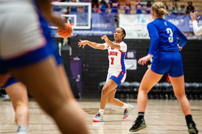 Benson Grants Pass 6A Oregon girls basketball quarterfinal 2024 Naji Saker -22
